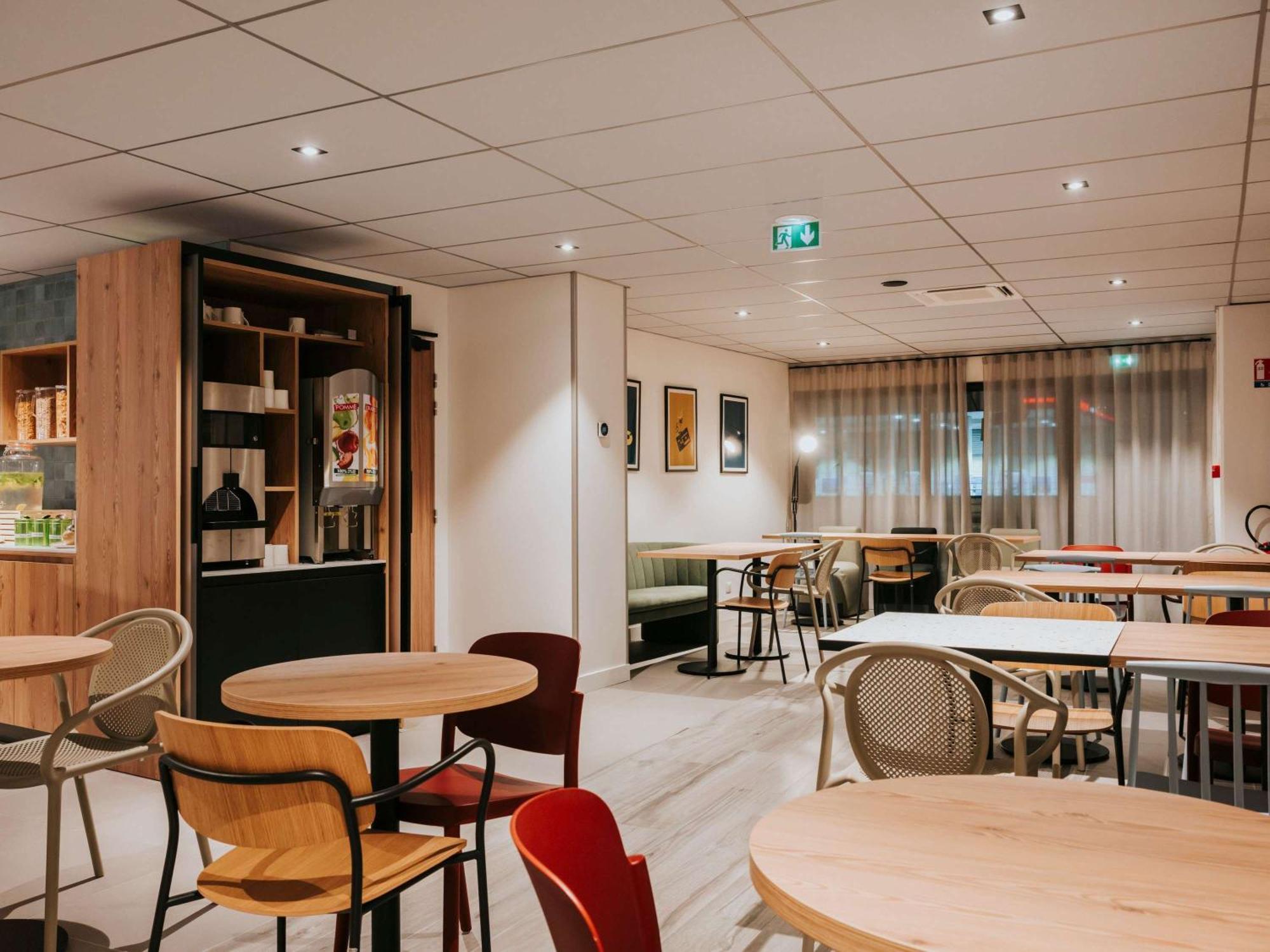 Ibis Centre Rive Droite Pasteur Ruan