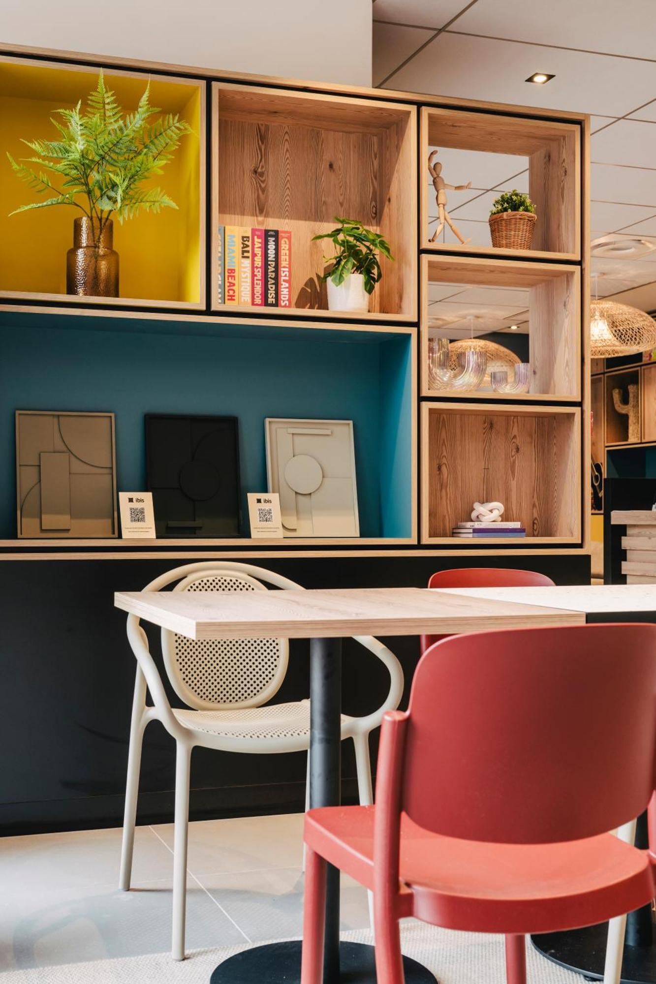 Hotel Ibis Centre Rive Droite Pasteur 3*
